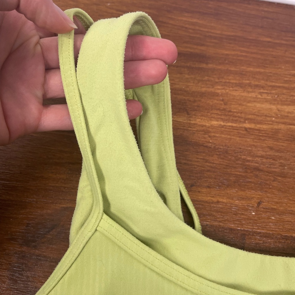 Lululemon Love to Layer Yellow Sports Bra Size 2 Women’s GUC - Picture 15 of 15